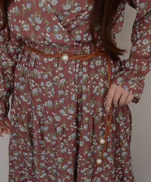 VIBGYOR Women（ヴィブジョー　ウィメン）の「【resonance】パール付き シンプルデザイン ウエストマーク 細合皮ベルト【マルチウェイ】（ベルト・レディース・ダークブラウン/ブラウン/ブラック/アイボリー・FREE）」の4枚目の写真