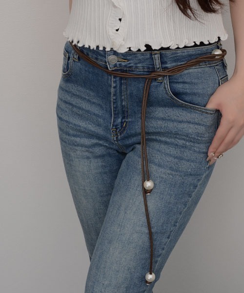 VIBGYOR Women（ヴィブジョー　ウィメン）の「【resonance】パール付き シンプルデザイン ウエストマーク 細合皮ベルト【マルチウェイ】（ベルト・レディース・ダークブラウン/ブラウン/ブラック/アイボリー・FREE）」の10枚目の写真