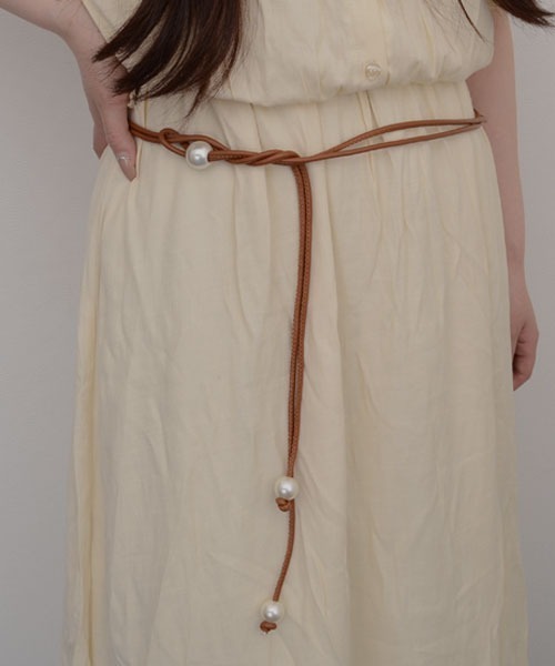 VIBGYOR Women（ヴィブジョー　ウィメン）の「【resonance】パール付き シンプルデザイン ウエストマーク 細合皮ベルト【マルチウェイ】（ベルト・レディース・ダークブラウン/ブラウン/ブラック/アイボリー・FREE）」の11枚目の写真