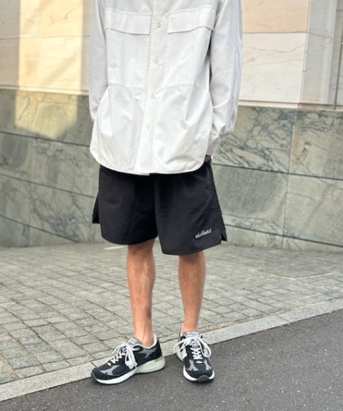 WILD THINGS（ワイルドシングス）の「【WILD THINGS】Military Nylon Ripstop Wide Baggy Shorts / ミリタリーナイロン リップストップワイドバ（その他パンツ・メンズ・ブラック/グレー/ベージュ・L/M/S）」の5枚目の写真