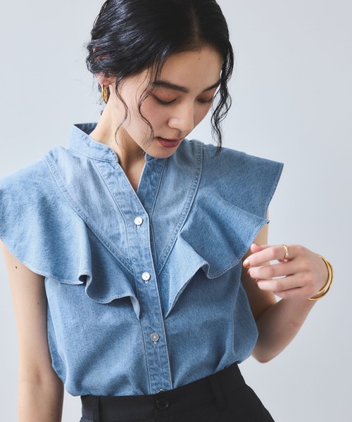 VIS(ビス)の「【UVケア/洗える】ラッフルデザインデニムブラウス(シャツ/ブラウス・レディース・サックスブルー/ブルー系その他4・FREE)」の10枚目の写真