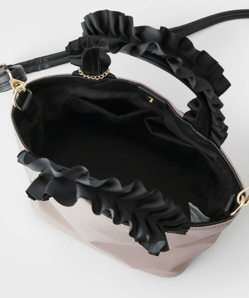 index（インデックス）の「【2WAY】持ち手フリルトートバッグ（トートバッグ・レディース・ブラック系/ベージュ系4/ブラック・00）」の21枚目の写真