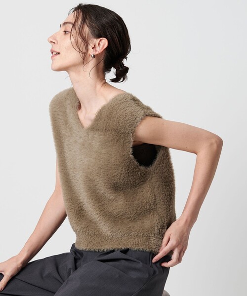 BEAUTY&YOUTH UNITED ARROWS（ビューティーアンドユースユナイテッドアローズ）の「シャギーVネック ニットベスト（ベスト・レディース・ベージュ/オフホワイト/ブラック・FREE）」の12枚目の写真