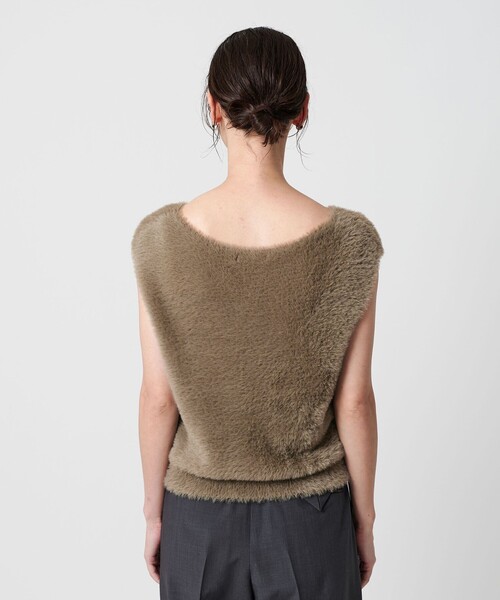 BEAUTY&YOUTH UNITED ARROWS（ビューティーアンドユースユナイテッドアローズ）の「シャギーVネック ニットベスト（ベスト・レディース・ベージュ/オフホワイト/ブラック・FREE）」の17枚目の写真