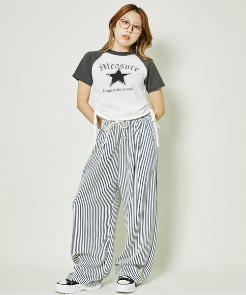 GORGE(ゴージ)の「《サイドギャザー×スターワッペン》ラグランT(Tシャツ/カットソー・レディース・ボルドー/スミクロ/ブラック・F)」の4枚目の写真