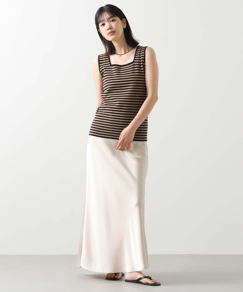 Gready Brilliant（グレディブリリアン）の「スクエアＶ２ＷＡＹタンク（タンクトップ・レディース・ブラウン/ブラック×ベージュ/オフホワイト/モカ/ブラック×ホワイト・FREE）」の15枚目の写真