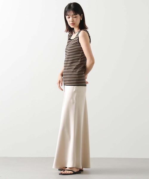 Gready Brilliant（グレディブリリアン）の「スクエアＶ２ＷＡＹタンク（タンクトップ・レディース・ブラウン/ブラック×ベージュ/オフホワイト/モカ/ブラック×ホワイト・FREE）」の16枚目の写真