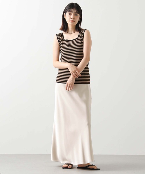 Gready Brilliant（グレディブリリアン）の「スクエアＶ２ＷＡＹタンク（タンクトップ・レディース・ブラウン/ブラック×ベージュ/オフホワイト/モカ/ブラック×ホワイト・FREE）」の18枚目の写真