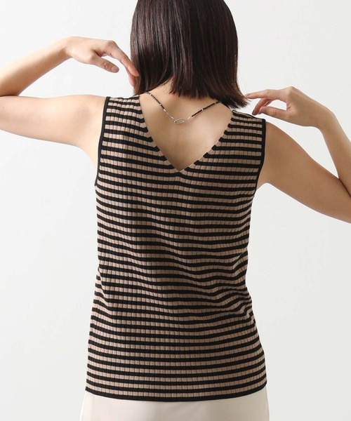 Gready Brilliant（グレディブリリアン）の「スクエアＶ２ＷＡＹタンク（タンクトップ・レディース・ブラウン/ブラック×ベージュ/オフホワイト/モカ/ブラック×ホワイト・FREE）」の21枚目の写真