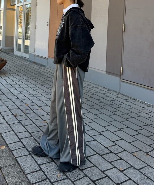 etsinta（エシンタ）の「etsintaリメイクドロストワイドジャージパンツ（その他パンツ・レディース・ブラック/グレー/レッド・ONE SIZE）」の19枚目の写真