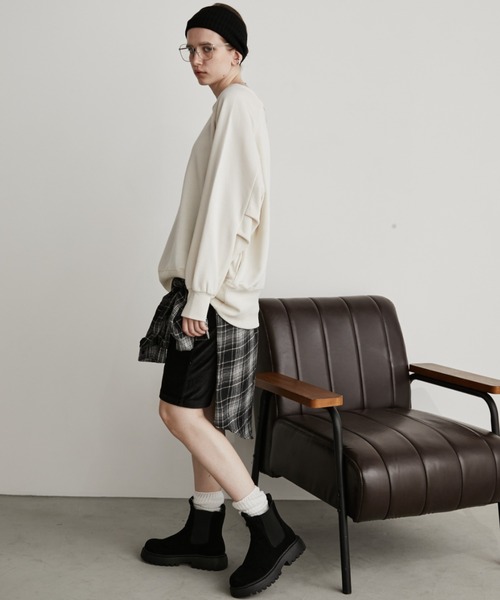 ボートネック裏毛オーバーサイズプルオーバー（スウェット）｜Auntie