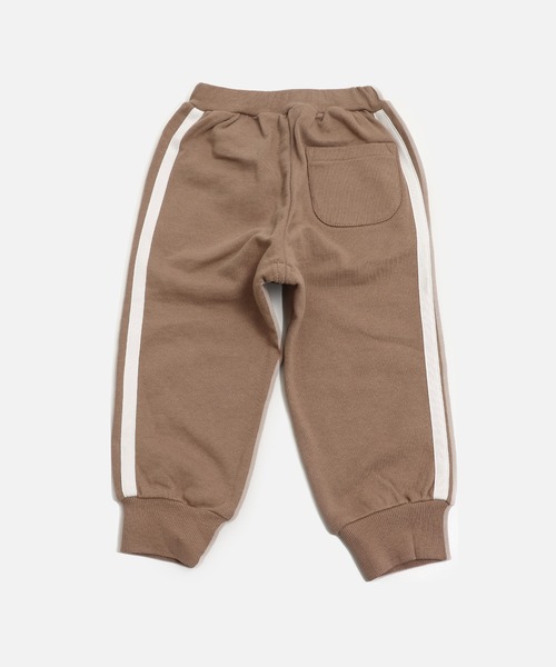 chil2(チルツー)の「綿100% 裏毛 脇ラインスウェットパンツ(スウェットパンツ・キッズ・チャコールグレー/ブラック/ネイビー/ベージュ/グレー・90cm/110cm/100cm/120cm/130cm/140cm/150cm)」の7枚目の写真