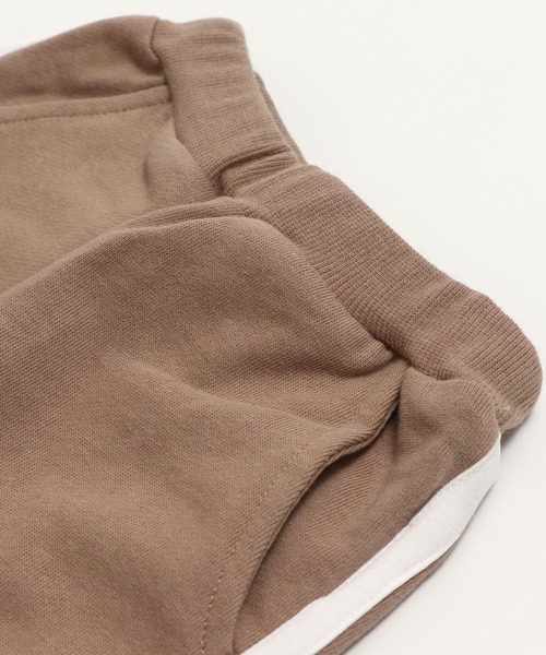 chil2(チルツー)の「綿100% 裏毛 脇ラインスウェットパンツ(スウェットパンツ・キッズ・チャコールグレー/ブラック/ネイビー/ベージュ/グレー・90cm/110cm/100cm/120cm/130cm/140cm/150cm)」の8枚目の写真