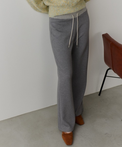 bita.(ビタ)の「スウェードリボンスクエアトゥミュール(パンプス・レディース・ベージュ/ブルー/ブラック・LARGE/MEDIUM)」の20枚目の写真