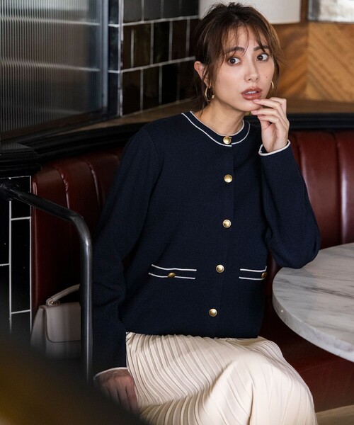 GIVENCHY ジバンシー　金ボタン　紺　ニットジャケット　カーディガン GIVENCHY ジバンシー 金ボタン 紺 ニットジャケット カーディガン