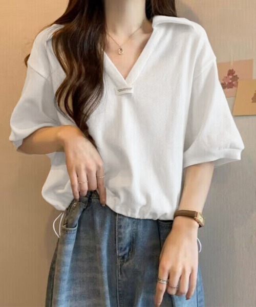 Miniministore(ミニミニストア)の「Vネックポロ襟カットソー レディース夏服(Tシャツ/カットソー・レディース・ベージュ/ブラック/ホワイト・FREE)」の1枚目の写真