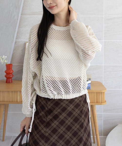 CLEAR BASIC（クリアベーシック）の「ラメメッシュニットプルオーバー［骨格ウェーブ／フェミニン／大人かわいい／きれいめカジュアル］（ニット/セーター・レディース・アイボリー/グリーン/モカ・F）」の2枚目の写真