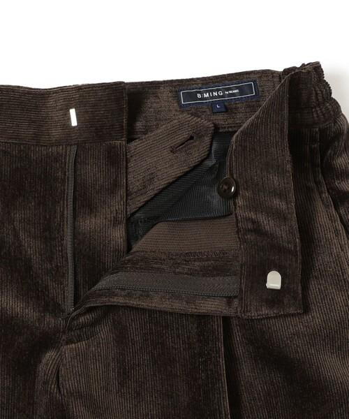 B:MING by BEAMS（ビーミングバイビームス）の「コーデュロイ 1プリーツ パンツ（セットアップ対応／ナローフィット）（その他パンツ・メンズ・ネイビー/ブラック/ブラウン・LARGE/MEDIUM/SMALL/X-LARGE）」の19枚目の写真