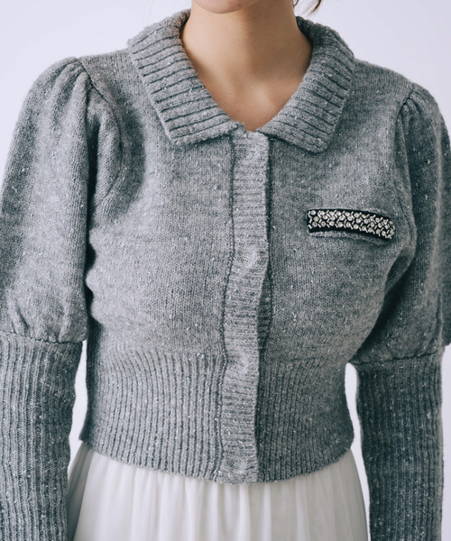 SELFIST（セルフィスト）の「【セットアップ対応】ラメネップニットビジュー付カーディガン　パフショルダー　襟付きニット　キラキラ　クリスマス　イルミネーション（ニット/セーター・レディース・ブラック/グレー/オフホワイト・フリー）」の19枚目の写真