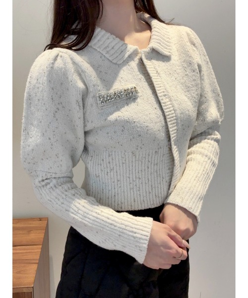 SELFIST（セルフィスト）の「【セットアップ対応】ラメネップニットビジュー付カーディガン　パフショルダー　襟付きニット　キラキラ　クリスマス　イルミネーション（ニット/セーター・レディース・ブラック/グレー/オフホワイト・フリー）」の4枚目の写真