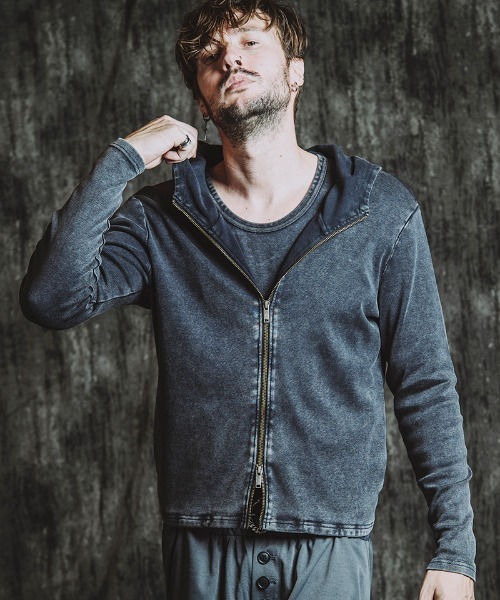 NO ID.(ノーアイディ)の「mpa3936- フライスハイネックZIPパーカ(857006-312T)(パーカー・メンズ・ホワイト/ブラック/グレー・1/2)」の3枚目の写真