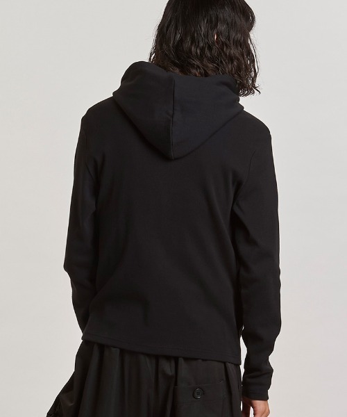 NO ID.(ノーアイディ)の「mpa3936- フライスハイネックZIPパーカ(857006-312T)(パーカー・メンズ・ホワイト/ブラック/グレー・1/2)」の21枚目の写真