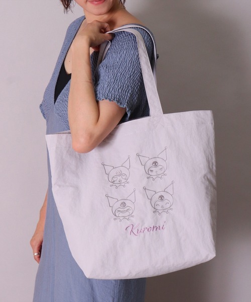 sanrio(サンリオ)の「(ACT)【sanrio】フェイス 刺繍 ナイロン トートバッグ(トートバッグ・レディース・ライトグレー/ラベンダー/イエロー/ライトブルー/ベビーピンク/ライトピンク・ONE SIZE)」の2枚目の写真