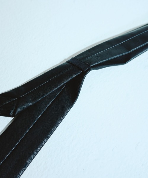 Slim Faux Leather Tie / スリムPUレザーネクタイ（ネクタイ