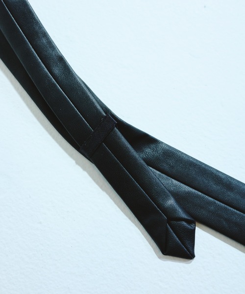 Slim Faux Leather Tie / スリムPUレザーネクタイ（ネクタイ