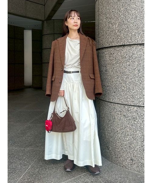 emmi（エミ）の「ベルトセットボリュームスカート（スカート・レディース・アイボリー/ブラック/ベージュ・0/1）」の13枚目の写真