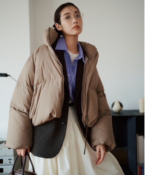 emmi（エミ）の「ベルトセットボリュームスカート（スカート・レディース・アイボリー/ブラック/ベージュ・0/1）」の4枚目の写真