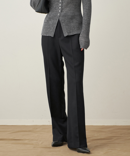 plage(プラージュ)の「Straight Slit パンツ(スラックス・レディース・チャコールグレー/ブラック・34/36/38/40)」の2枚目の写真