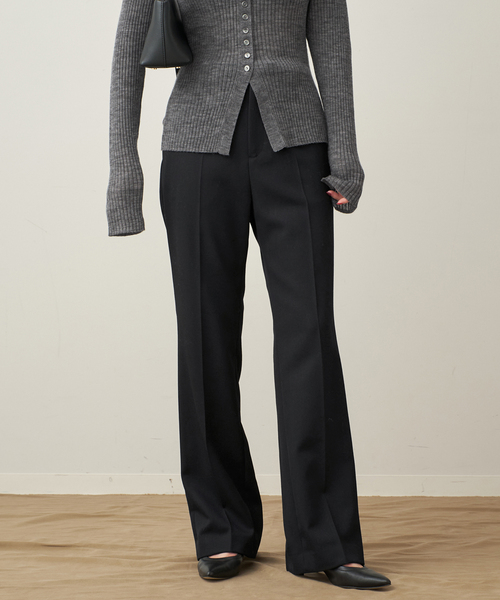 plage(プラージュ)の「Straight Slit パンツ(スラックス・レディース・チャコールグレー/ブラック・34/36/38/40)」の13枚目の写真