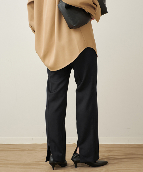 plage(プラージュ)の「Straight Slit パンツ(スラックス・レディース・チャコールグレー/ブラック・34/36/38/40)」の21枚目の写真