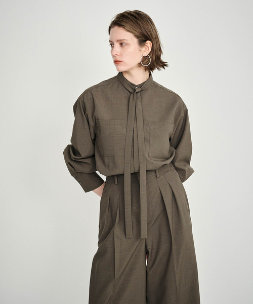 N.O.R.C（ノーク）の「ウォッシャブル2WAYバンドカラーシャツ【CLEAN MOTION】（シャツ/ブラウス・レディース・ブラック/ブラウン/オフホワイト・フリー）」の3枚目の写真