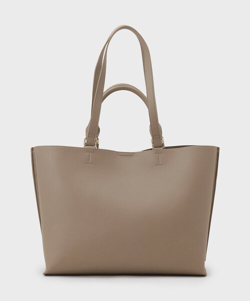 OPAQUE.CLIP（オペークドットクリップ）の「【2WAY/A4サイズ対応】シュリンク合皮トートバッグ（トートバッグ・レディース・ベージュ/ブラック・00）」の12枚目の写真