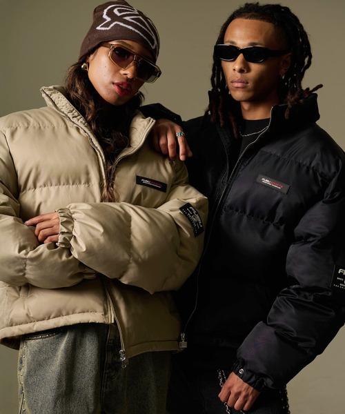 FUBU( フブ)の「FUBU フブ ロゴ ワッペン ショート丈 長袖 ナイロン 中綿 ジャケット ジャンパー(ダウンジャケット/コート・メンズ・オレンジ/ネイビー/ベージュ/ブラック・M/L/XL/XXL)」の5枚目の写真