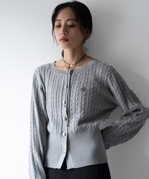 胸刺繍金ボタンケーブルニットカーディガン/A