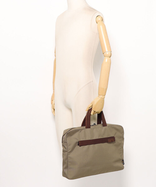 TONE SELECT GOODS(トーンセレクトグッズ)の「Butler Verner Sails(バトラーバーナーセイルズ)コーデュラ シンプルブリーフ (JA-2360)(ビジネスバッグ・メンズ・ベージュ・FREE)」の2枚目の写真