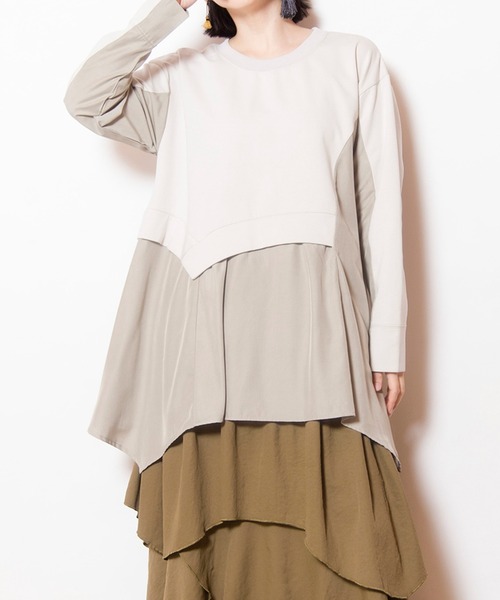 OSMOSIS(オズモーシス)の「切替フレアープルオーバー(Tシャツ/カットソー・レディース・グレー/ライトベージュ/ブラック・ONE SIZE)」の3枚目の写真