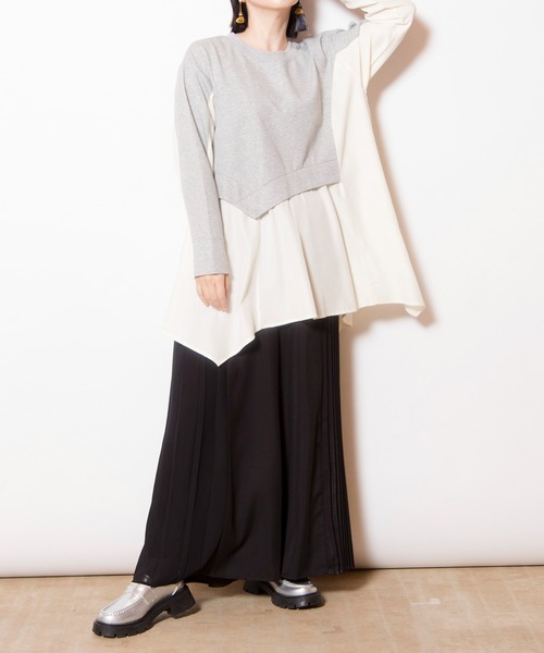 OSMOSIS(オズモーシス)の「切替フレアープルオーバー(Tシャツ/カットソー・レディース・グレー/ライトベージュ/ブラック・ONE SIZE)」の8枚目の写真