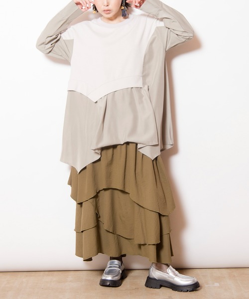 OSMOSIS(オズモーシス)の「切替フレアープルオーバー(Tシャツ/カットソー・レディース・グレー/ライトベージュ/ブラック・ONE SIZE)」の11枚目の写真