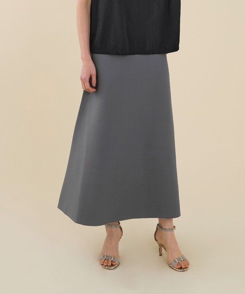 marmors（マルモア）の「【marmors】water repellent knit skirt〈セットアップ対応〉（スカート・レディース・ダークグレー/ブラウン/ブラック・36）」の2枚目の写真
