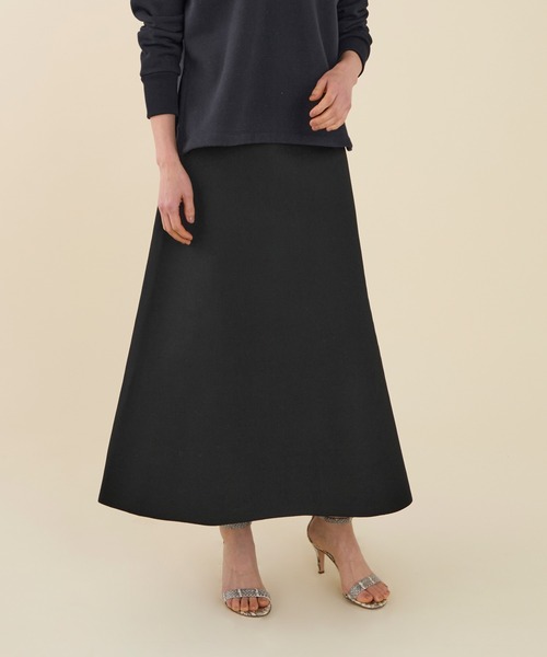 marmors（マルモア）の「【marmors】water repellent knit skirt〈セットアップ対応〉（スカート・レディース・ダークグレー/ブラウン/ブラック・36）」の4枚目の写真