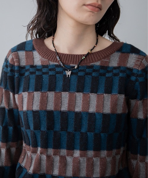 ツイストライン幾何学ブロック柄トップス（ニット/セーター）｜VACANCY