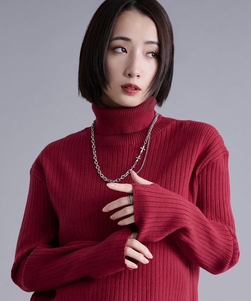 Ellno Loset（エルノロゼット）の「サムホールツキリブタートルニット（ニット/セーター・メンズ・パープル/レッド/ブラック/グレー/オフホワイト/ブルー・SMALL/MEDIUM/LARGE）」の6枚目の写真