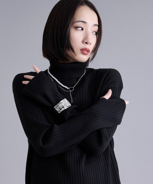 サムホールツキリブタートルニット（ニット/セーター）｜Ellno