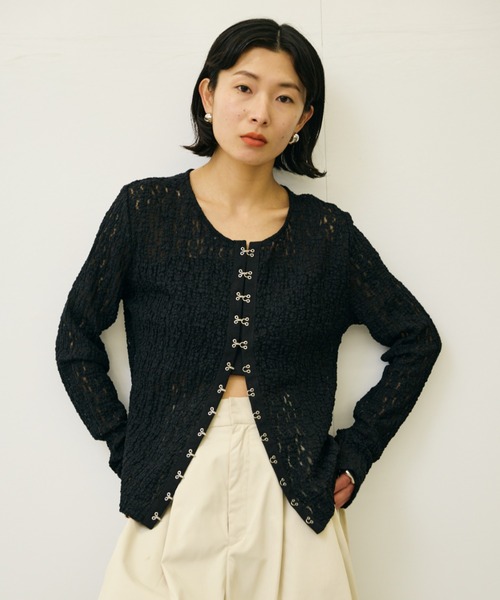 AIC.（エーアイシー）の「ホックデザインレースカーディガン（カーディガン/ボレロ・レディース・ブラック/アイボリー・FREE）」の19枚目の写真