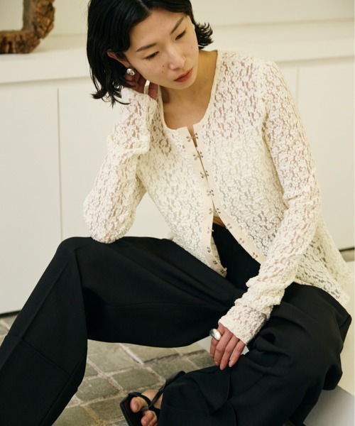 AIC.（エーアイシー）の「ホックデザインレースカーディガン（カーディガン/ボレロ・レディース・ブラック/アイボリー・FREE）」の5枚目の写真