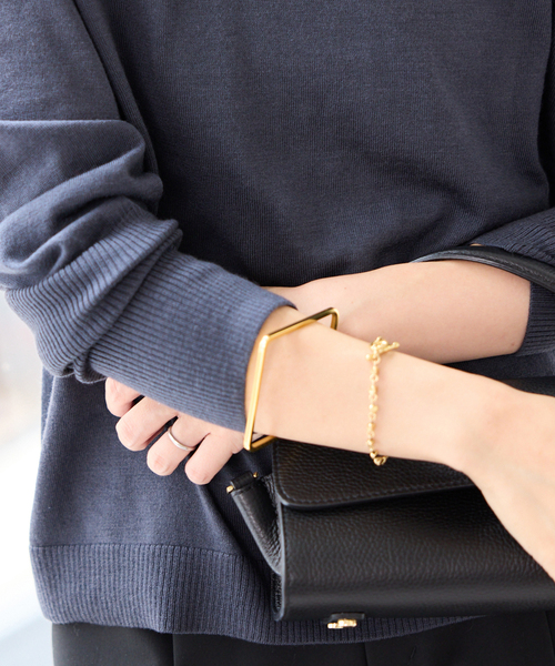 SLOBE IENA（スローブイエナ）の「HARPIE/ハーピー スクエアバングル LEE（ブレスレット・レディース・ゴールド・FREE）」の7枚目の写真